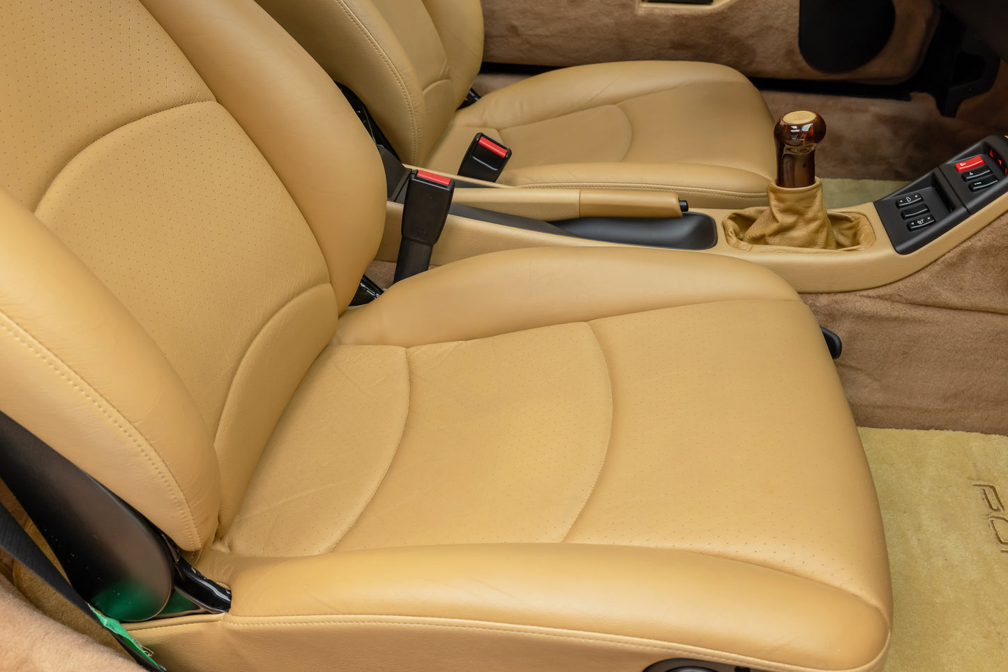 1998 Porsche 911 Carrera 4S