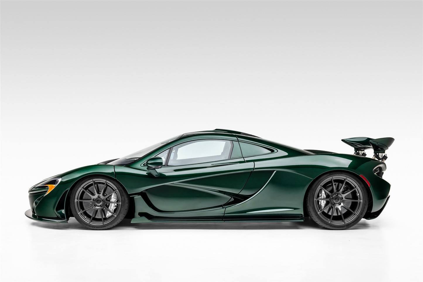 2014 McLaren P1
