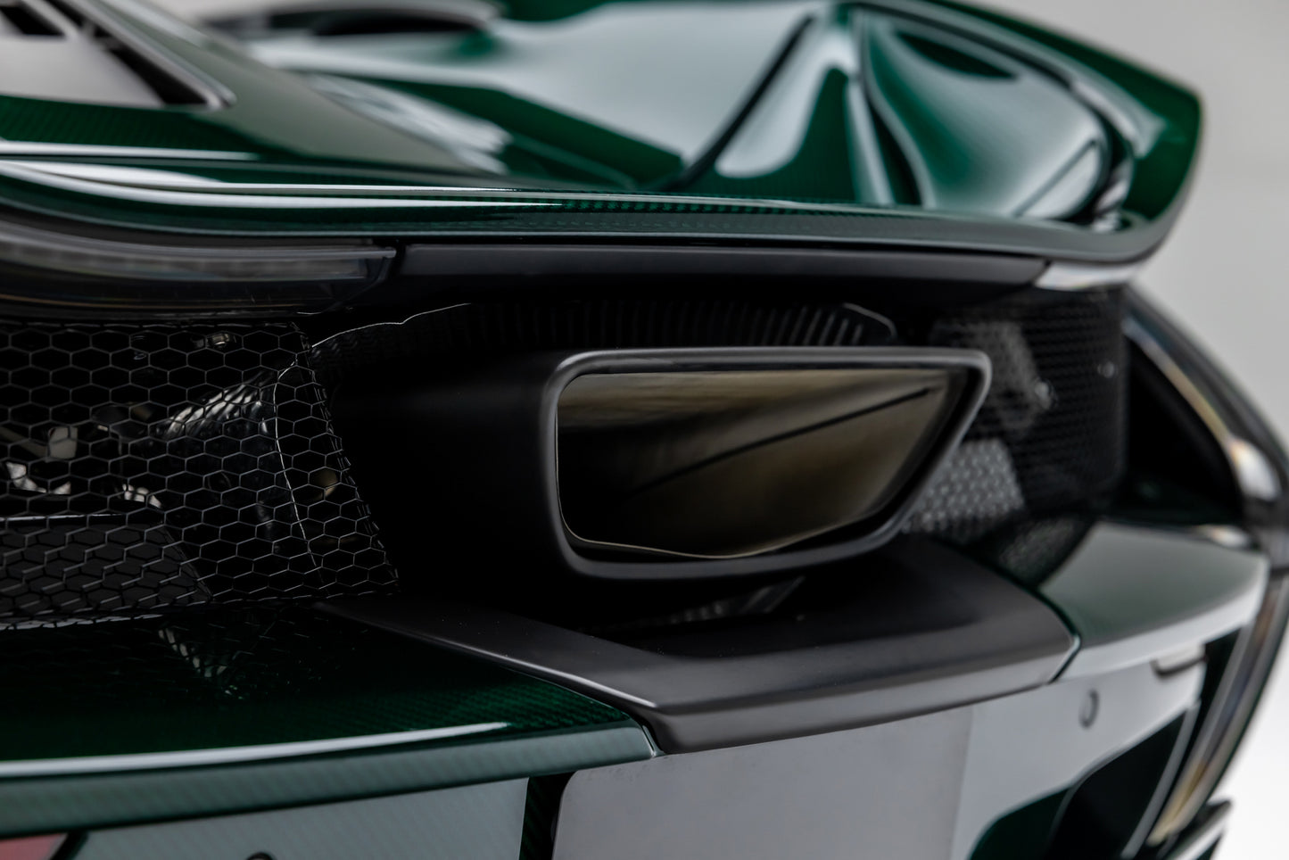2014 McLaren P1