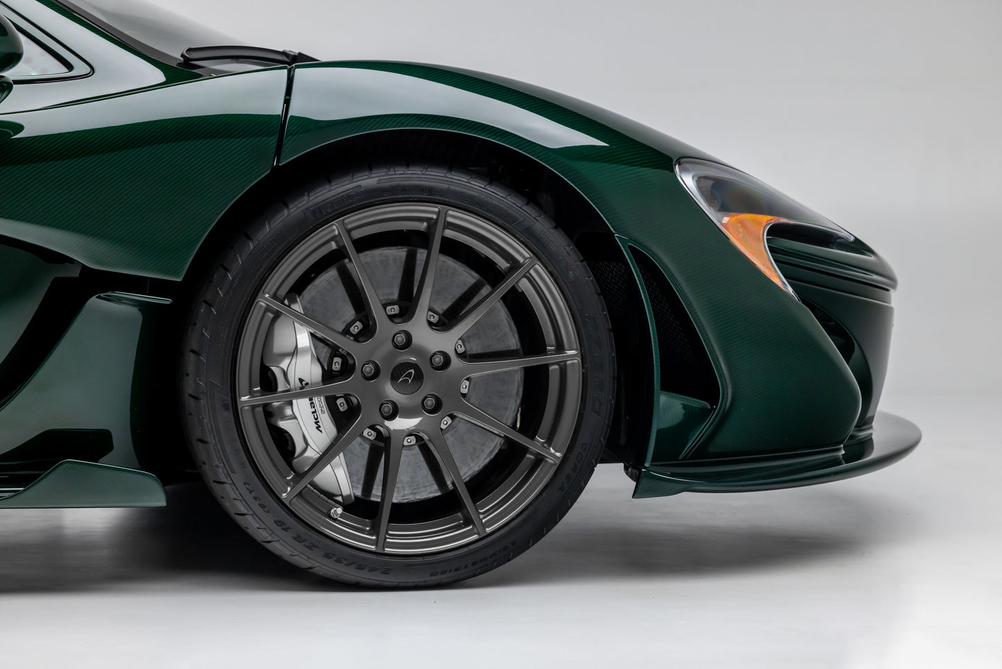 2014 McLaren P1