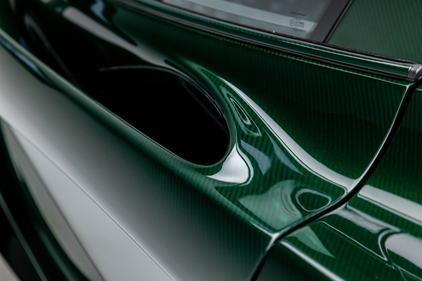 2014 McLaren P1