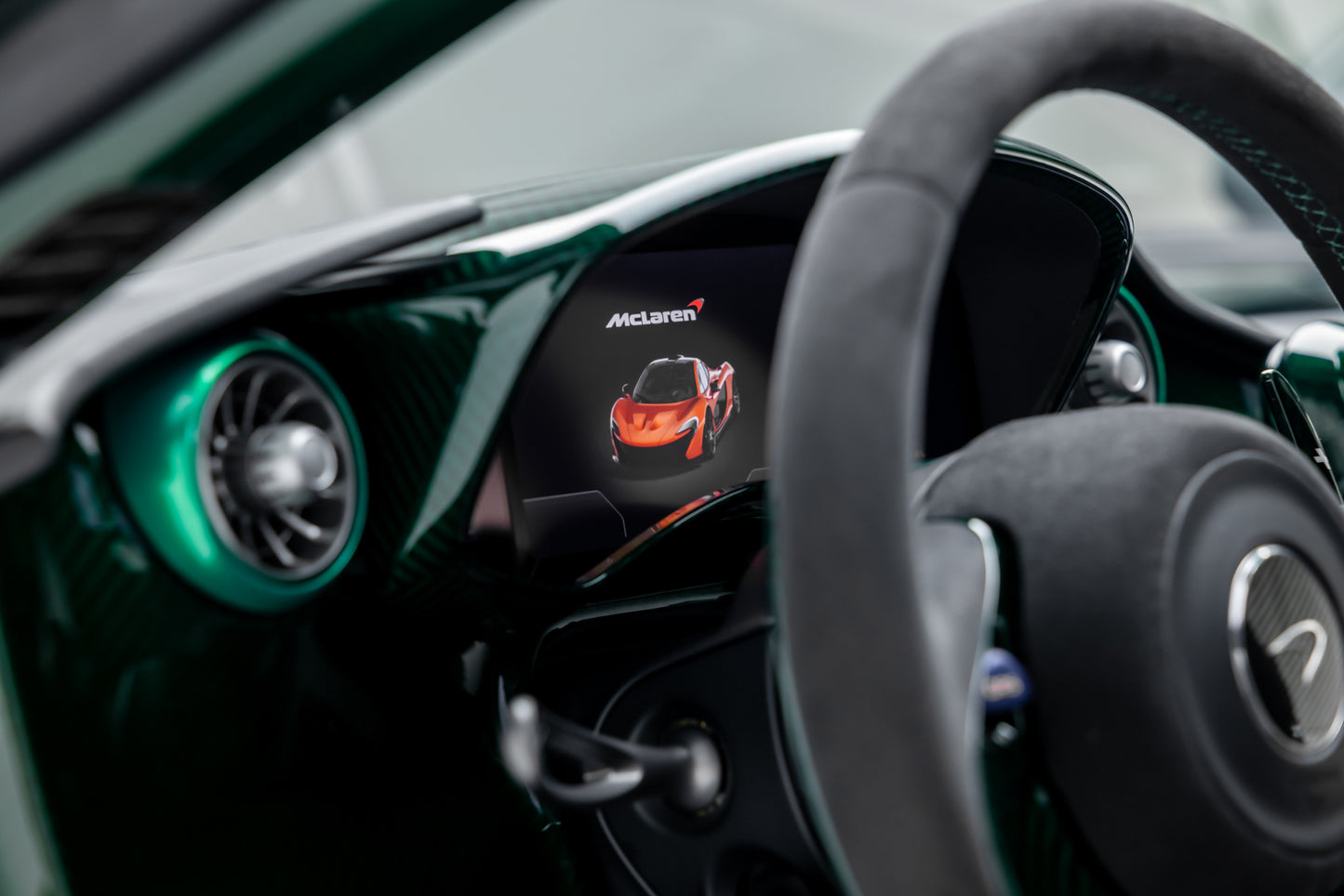 2014 McLaren P1