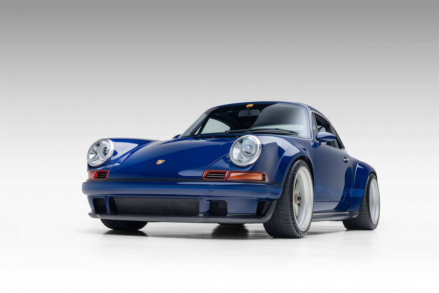 1989 Porsche 911 DLS by Singer