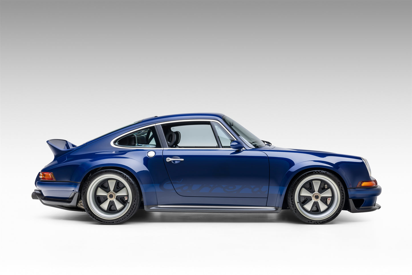 1989 Porsche 911 DLS by Singer