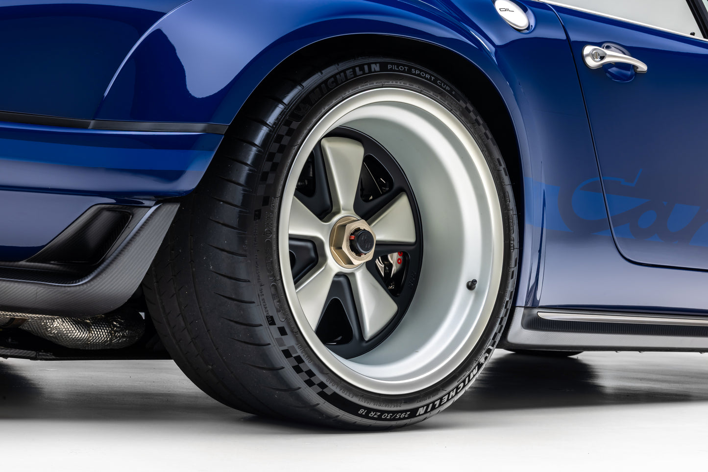 1989 Porsche 911 DLS by Singer