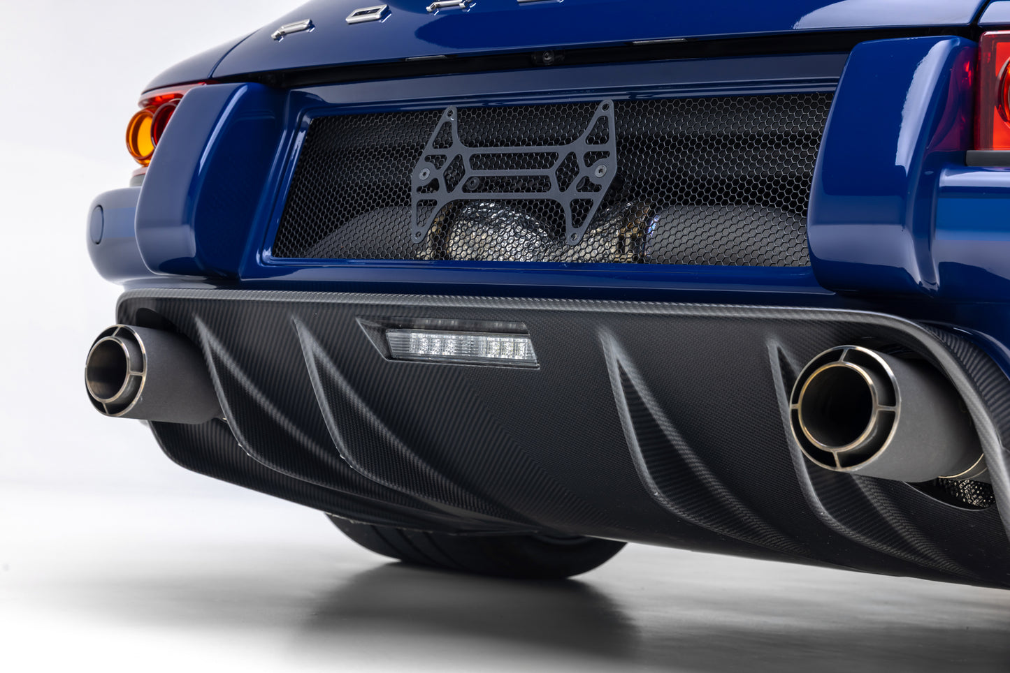 1989 Porsche 911 DLS by Singer