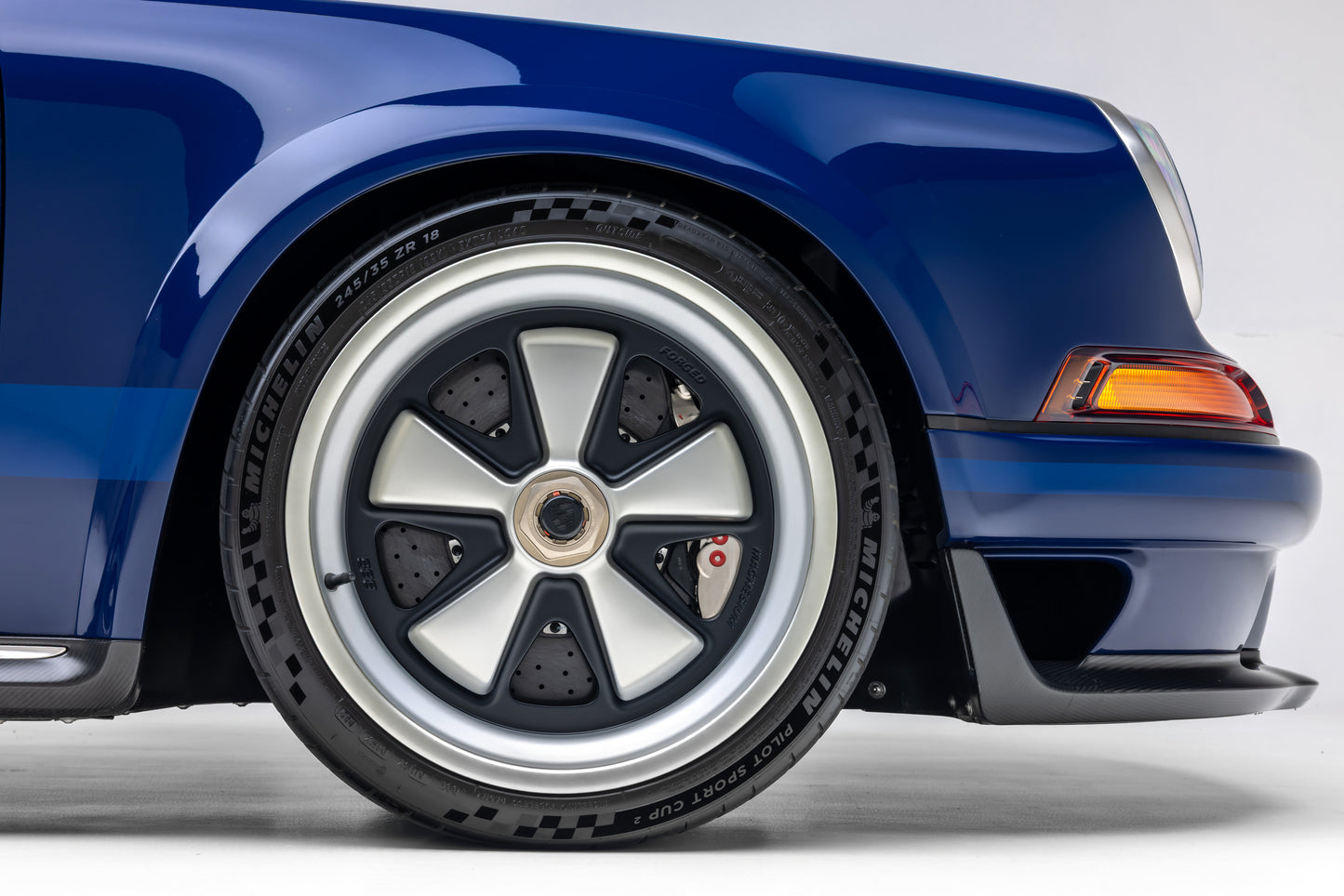 1989 Porsche 911 DLS by Singer