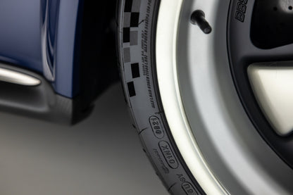 1989 Porsche 911 DLS by Singer