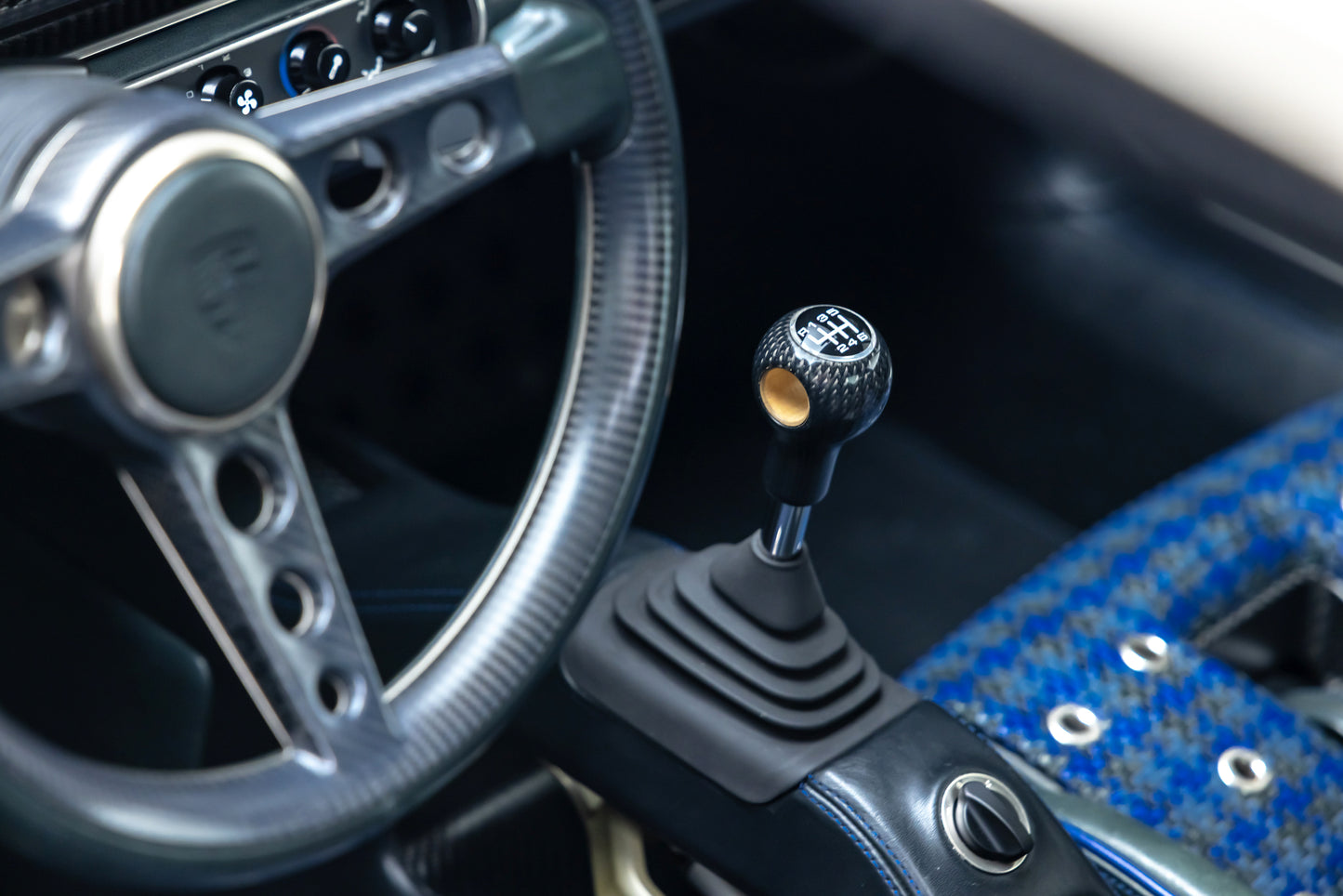 1989 Porsche 911 DLS by Singer