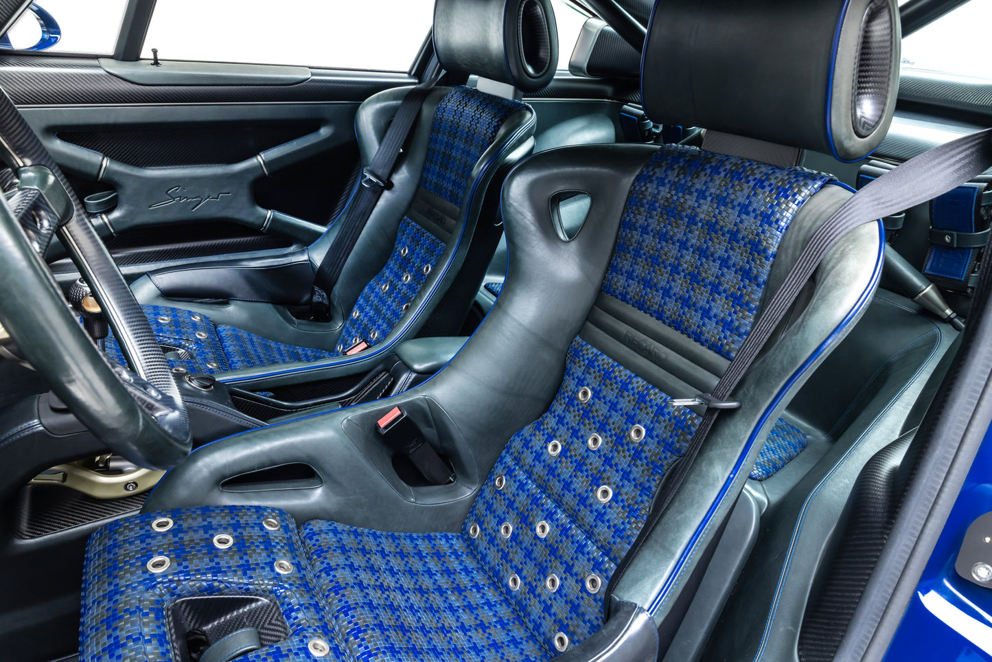 1989 Porsche 911 DLS by Singer