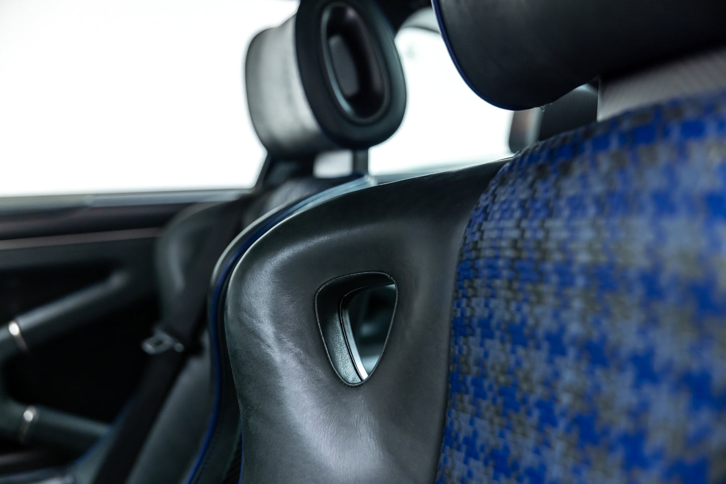 1989 Porsche 911 DLS by Singer