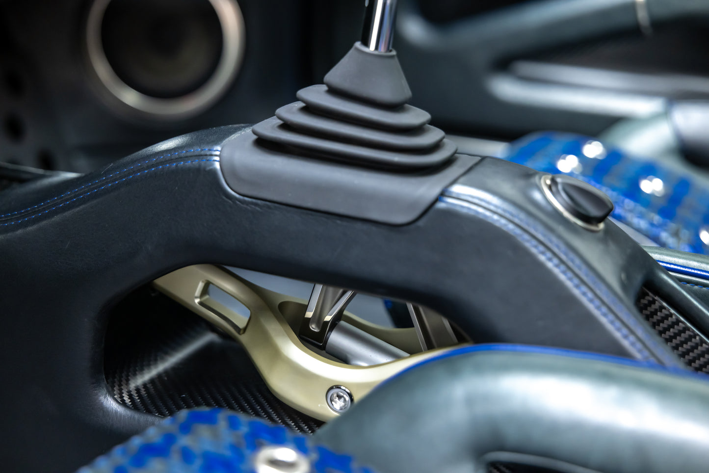 1989 Porsche 911 DLS by Singer