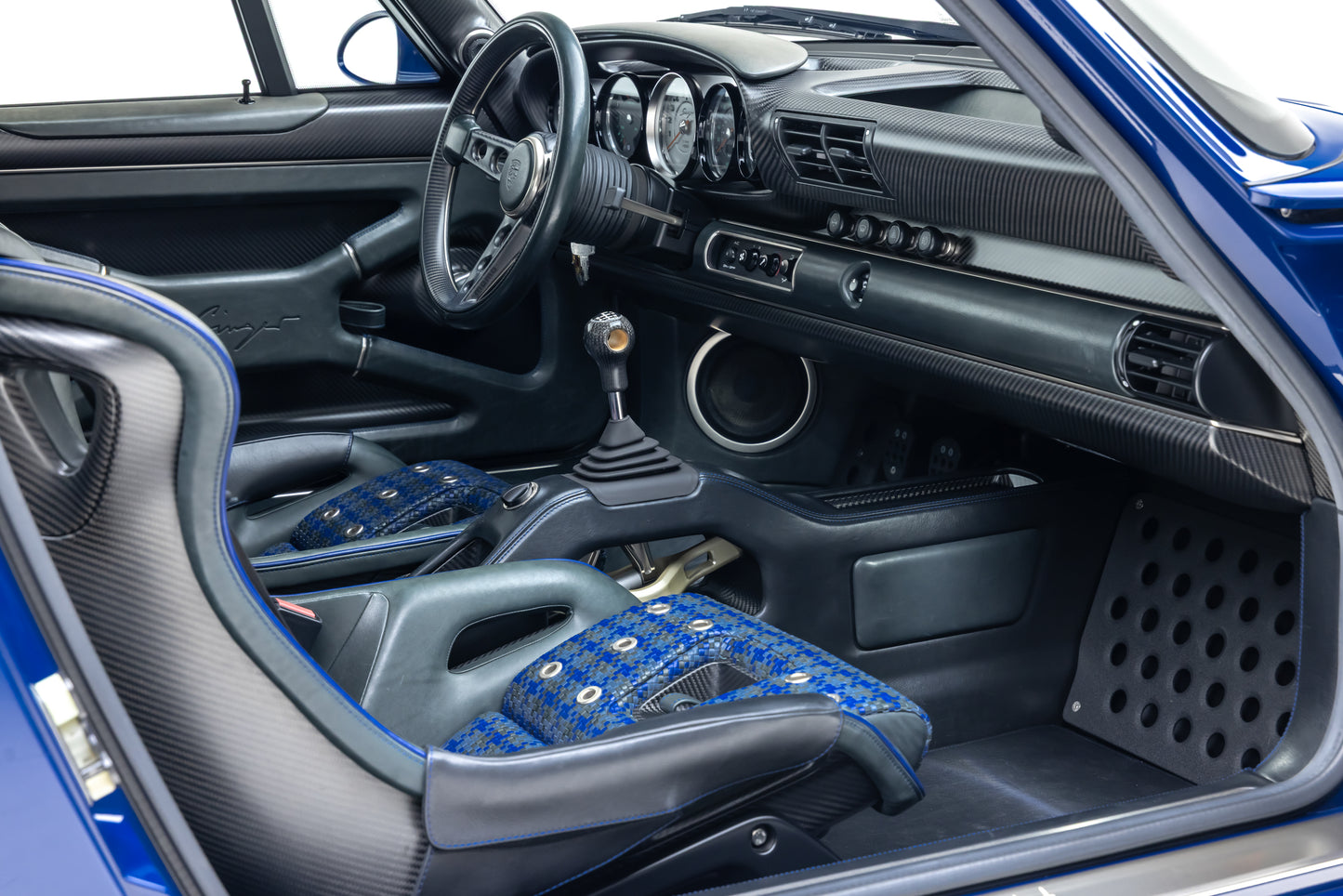 1989 Porsche 911 DLS by Singer