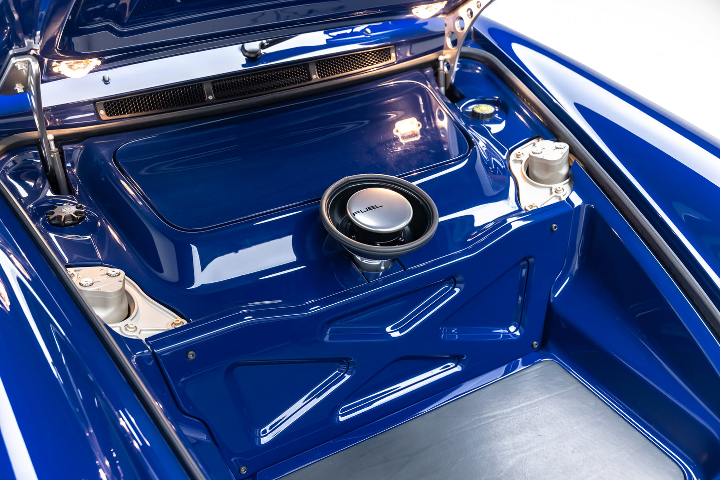 1989 Porsche 911 DLS by Singer