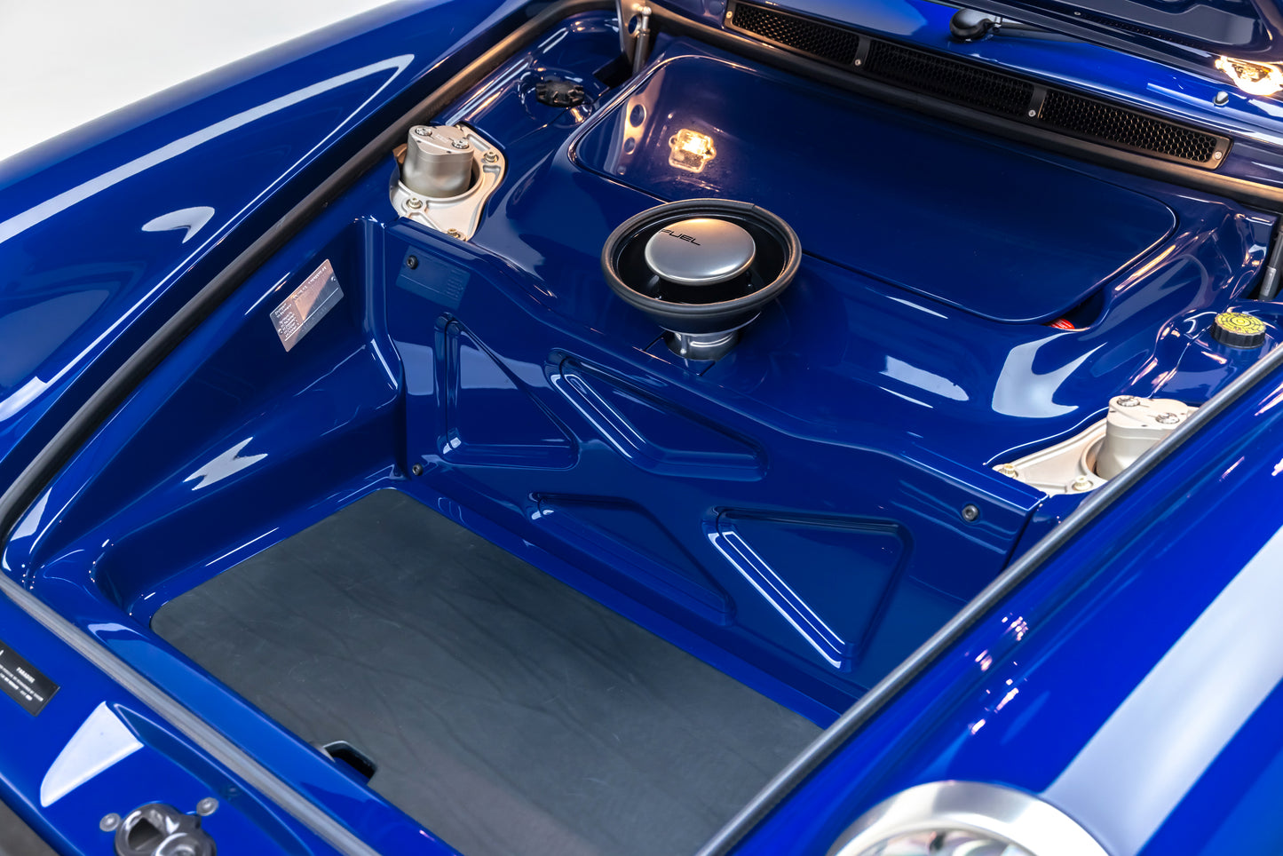 1989 Porsche 911 DLS by Singer