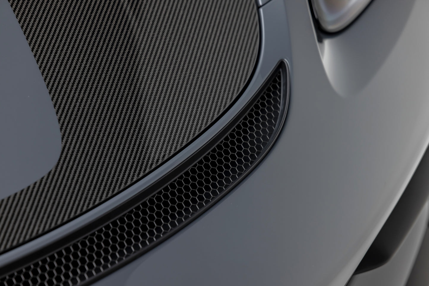 2024 Porsche 718 Spyder RS Weissach