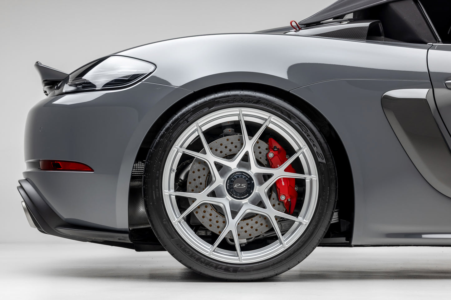 2024 Porsche 718 Spyder RS Weissach