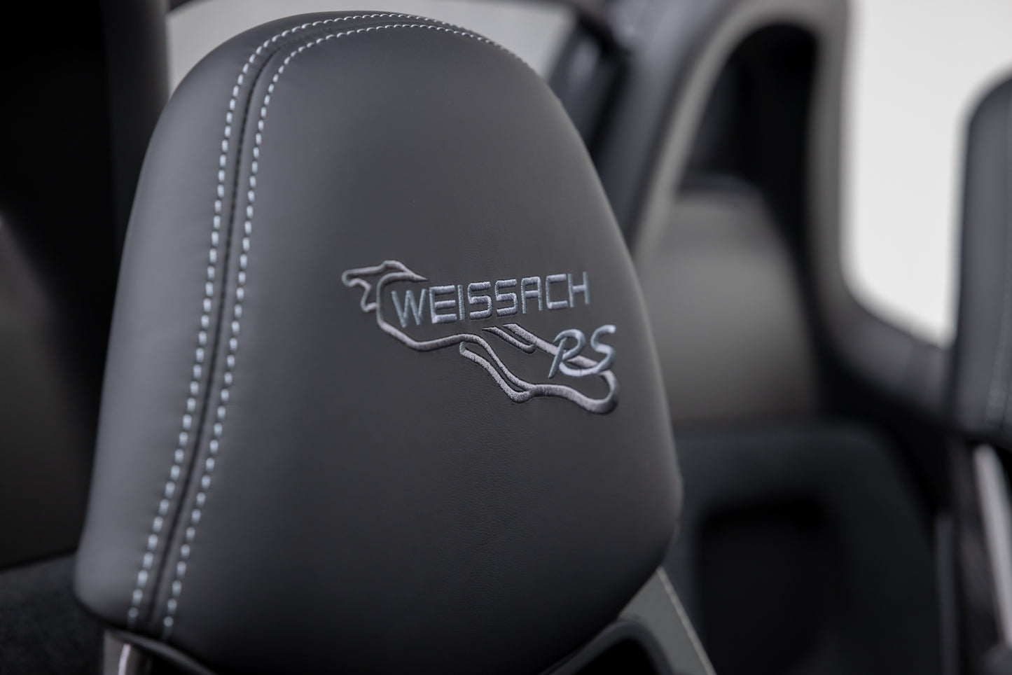 2024 Porsche 718 Spyder RS Weissach