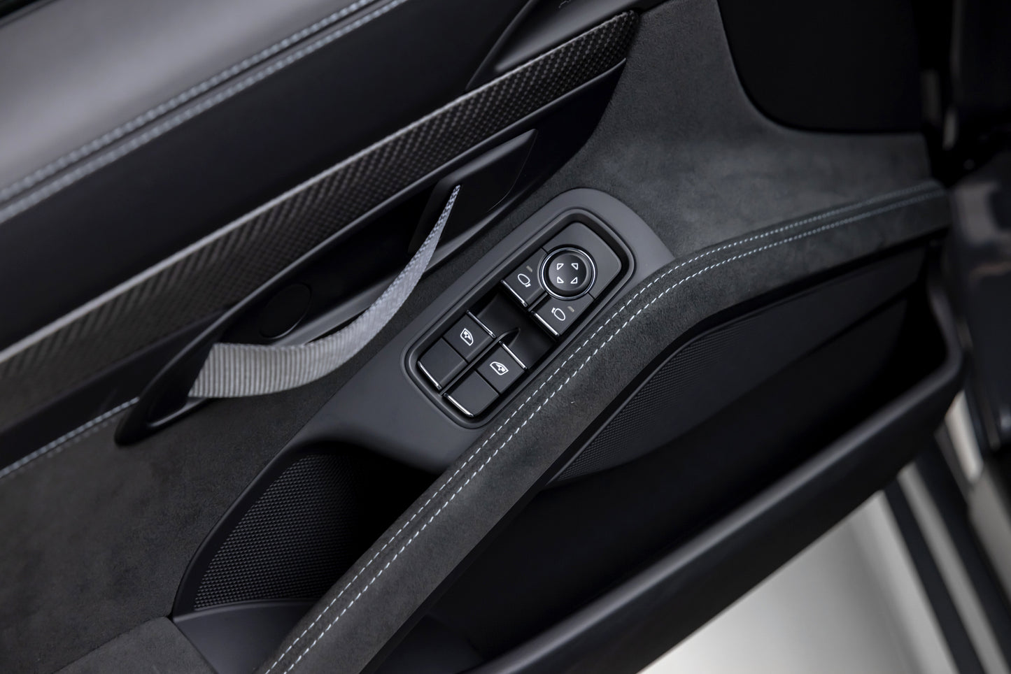 2024 Porsche 718 Spyder RS Weissach