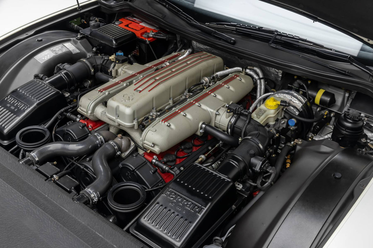 1999 Ferrari 550 Maranello ( Located in USA)