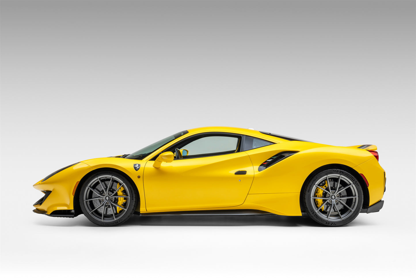 2020 Ferrari 488 Pista