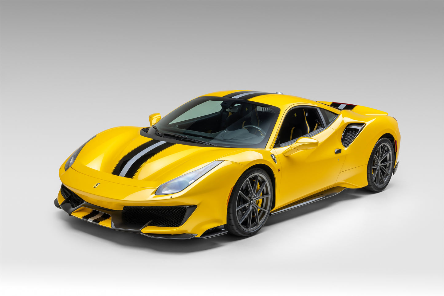 2020 Ferrari 488 Pista