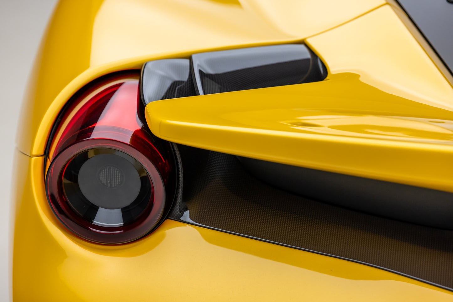 2020 Ferrari 488 Pista