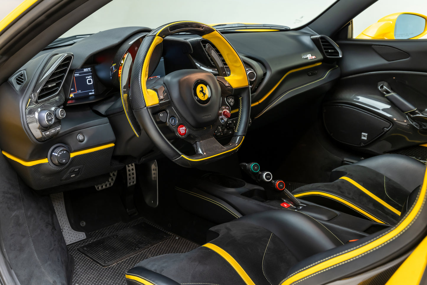 2020 Ferrari 488 Pista