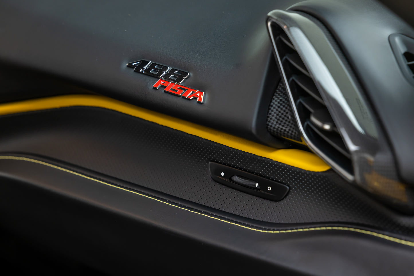 2020 Ferrari 488 Pista