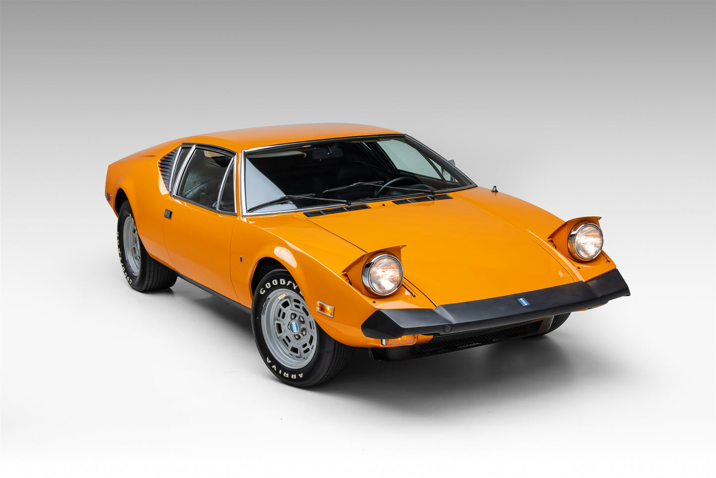 1973 DeTomaso Pantera L