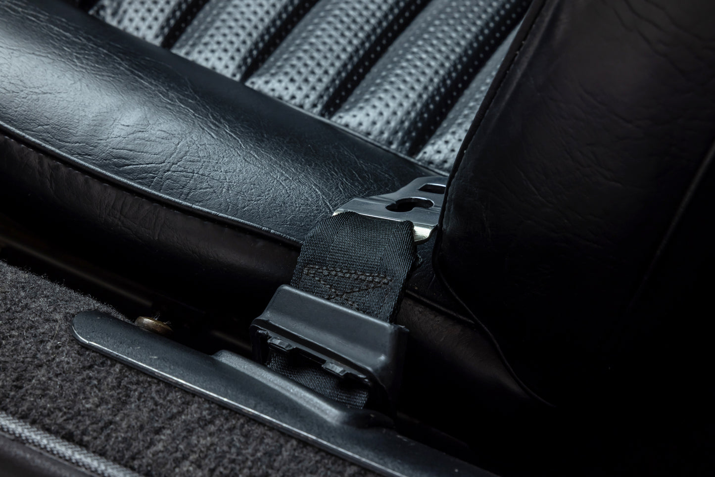 1973 DeTomaso Pantera L