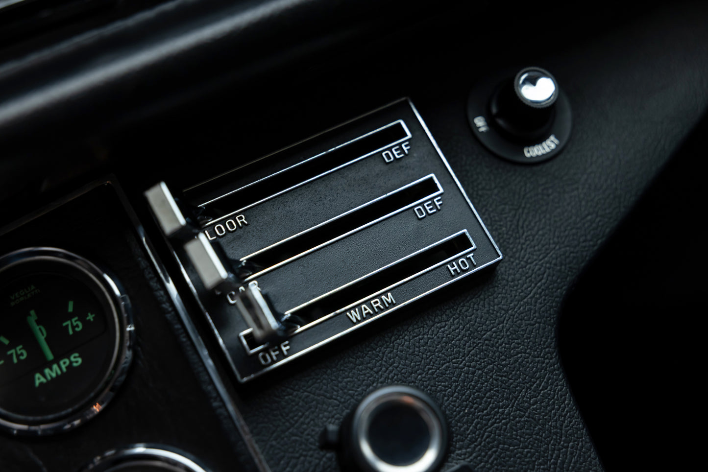 1973 DeTomaso Pantera L