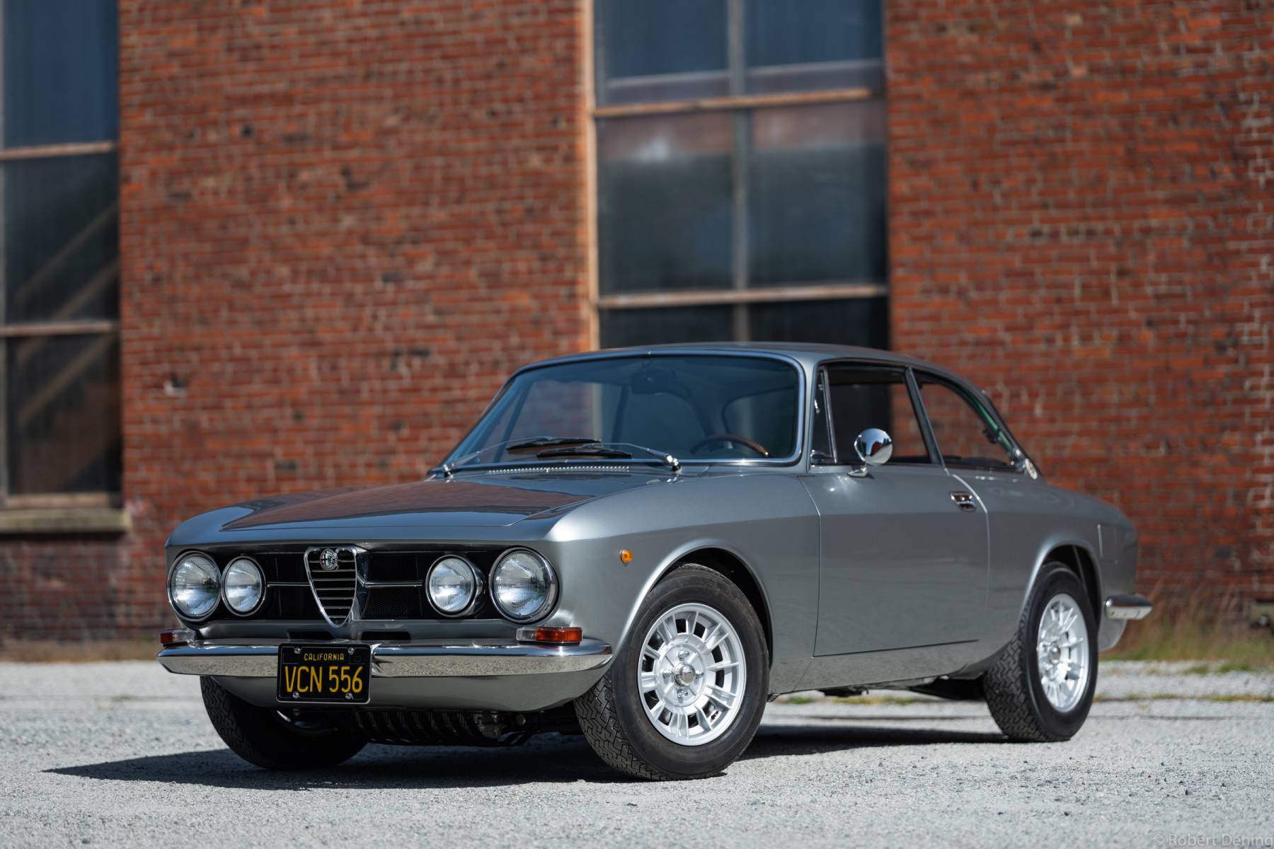 1969-Alfa-Romeo-1750-GTV-100-2.jpg